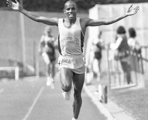 Meb Keflezighi running on the track field